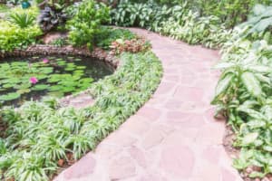Realizzazione di un giardino privato Realizzazione di un giardino privato